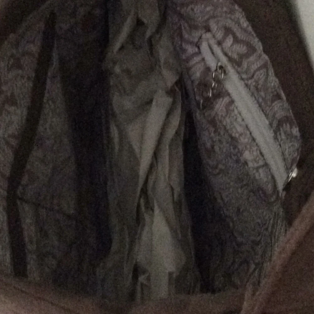 Bella Russo suede slouch handbag - Picture 4 of 8